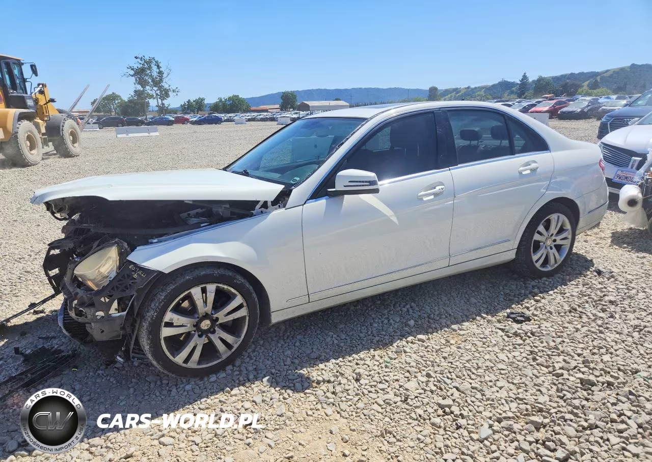 2011 Mercedes-Benz C 300