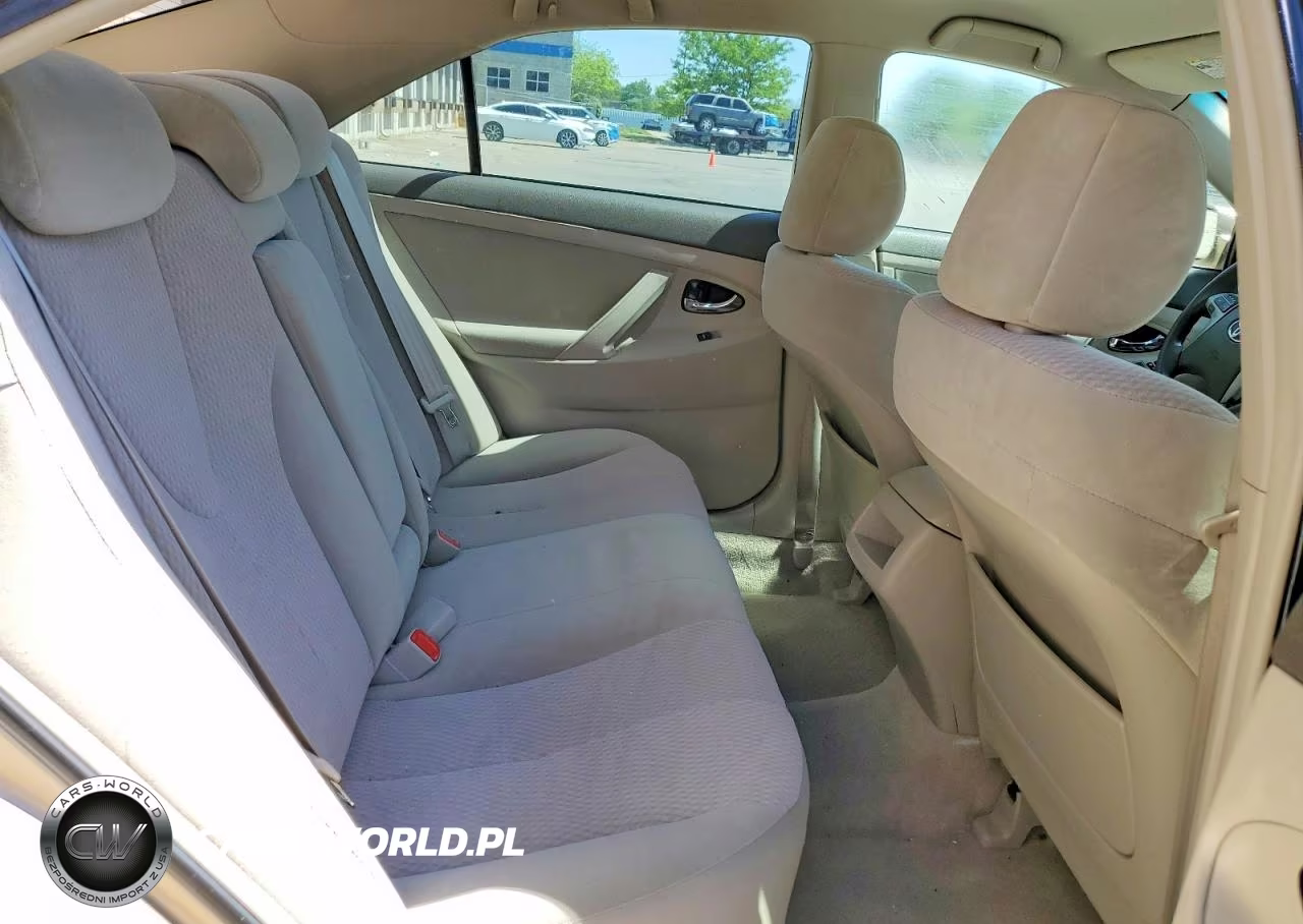 2010 Toyota Camry Le VIN:4T1BF3EK0AU030334 - 10
