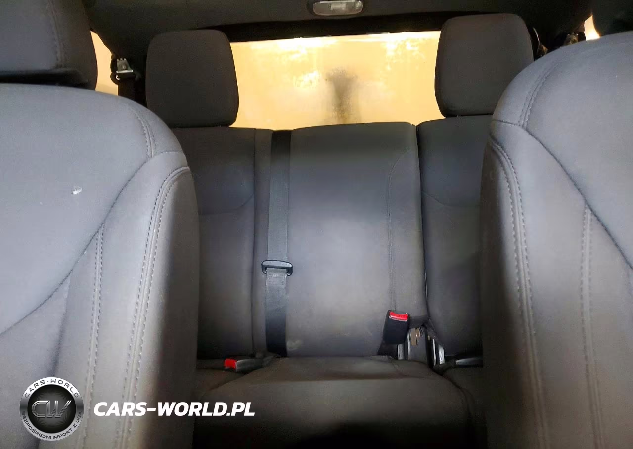 2017 Jeep Wrangler Unlimited Sport VIN:1C4BJWDGXHL524542 - 10