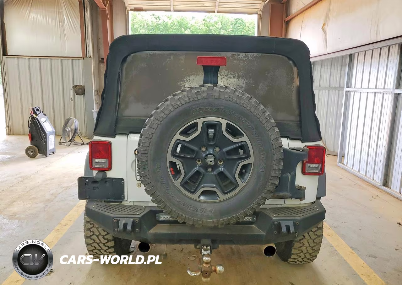 2017 Jeep Wrangler Unlimited Sport VIN:1C4BJWDGXHL524542 - 6