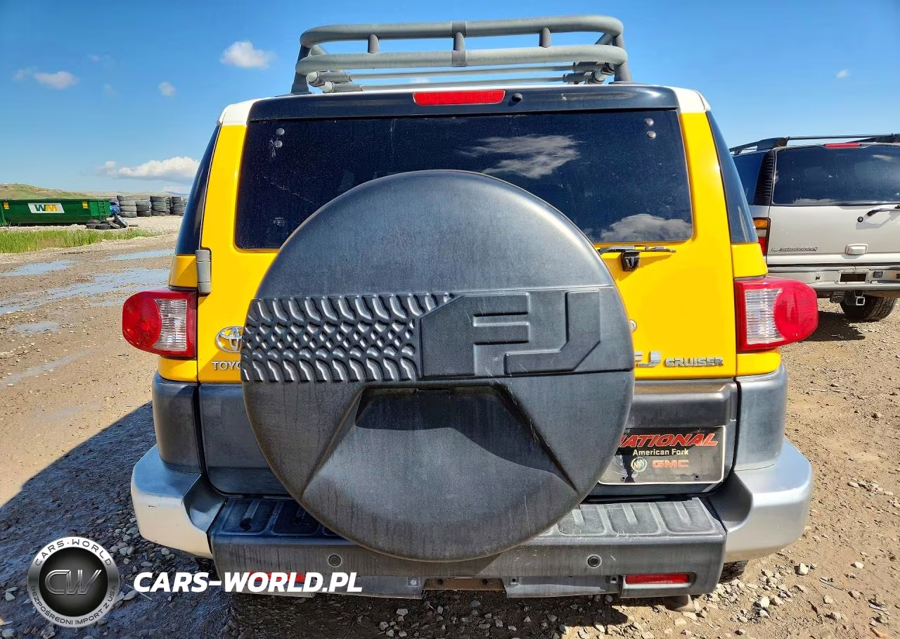 2007 Toyota Fj Cruiser Base VIN:JTEZU11F870003058 - 6