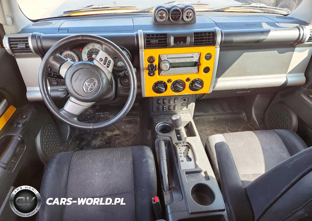 2007 Toyota Fj Cruiser Base VIN:JTEZU11F870003058 - 8