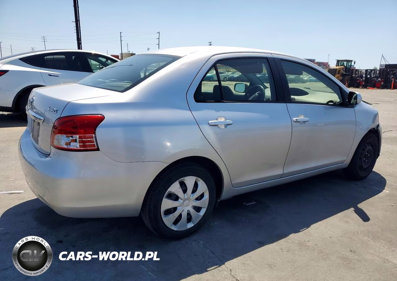 2012 Toyota Yaris Fleet VIN:JTDBT4K3XCL033203 - 3
