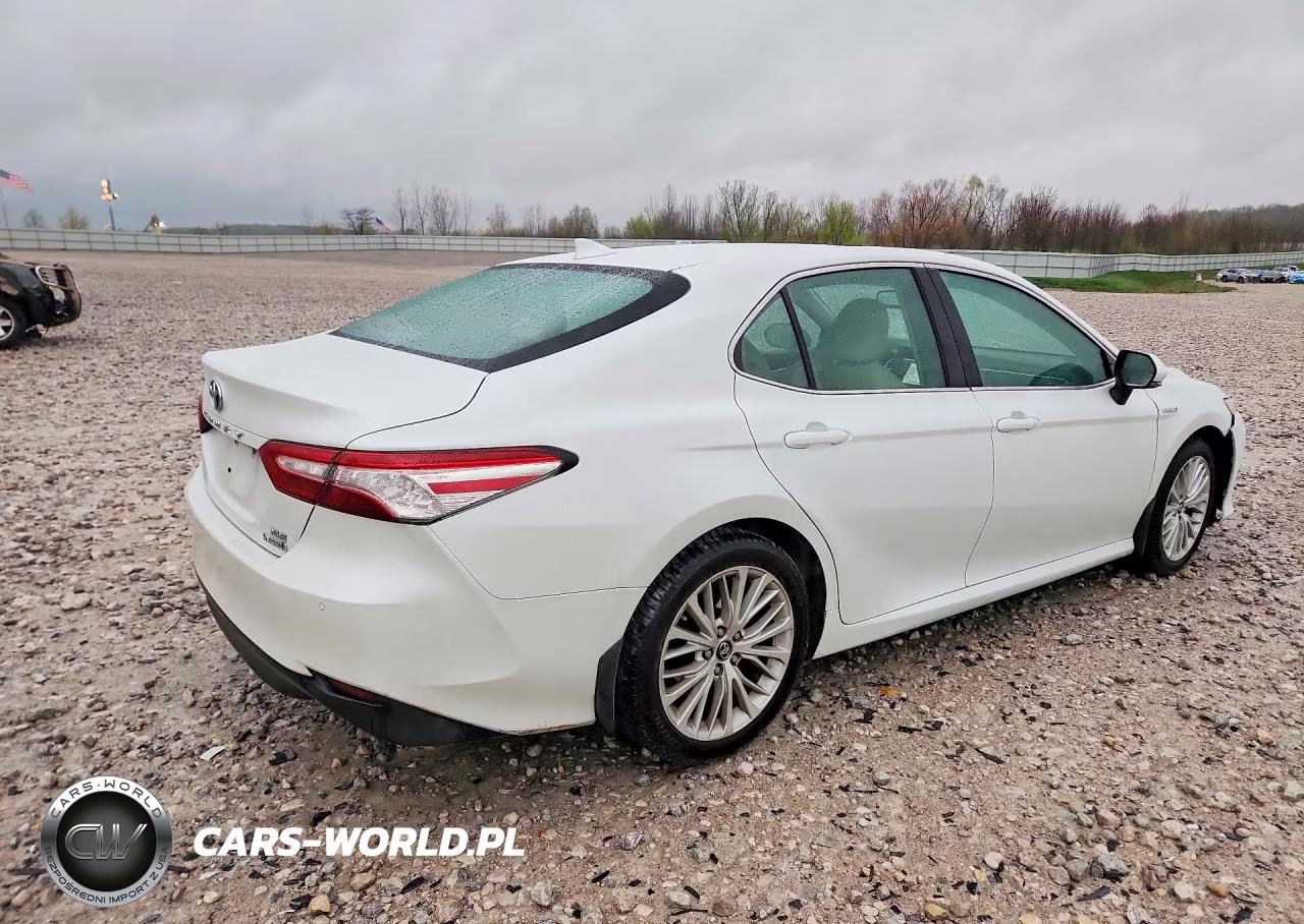 2018 Toyota Camry Hybrid Xle VIN:4T1B21HK0JU007535 - 3