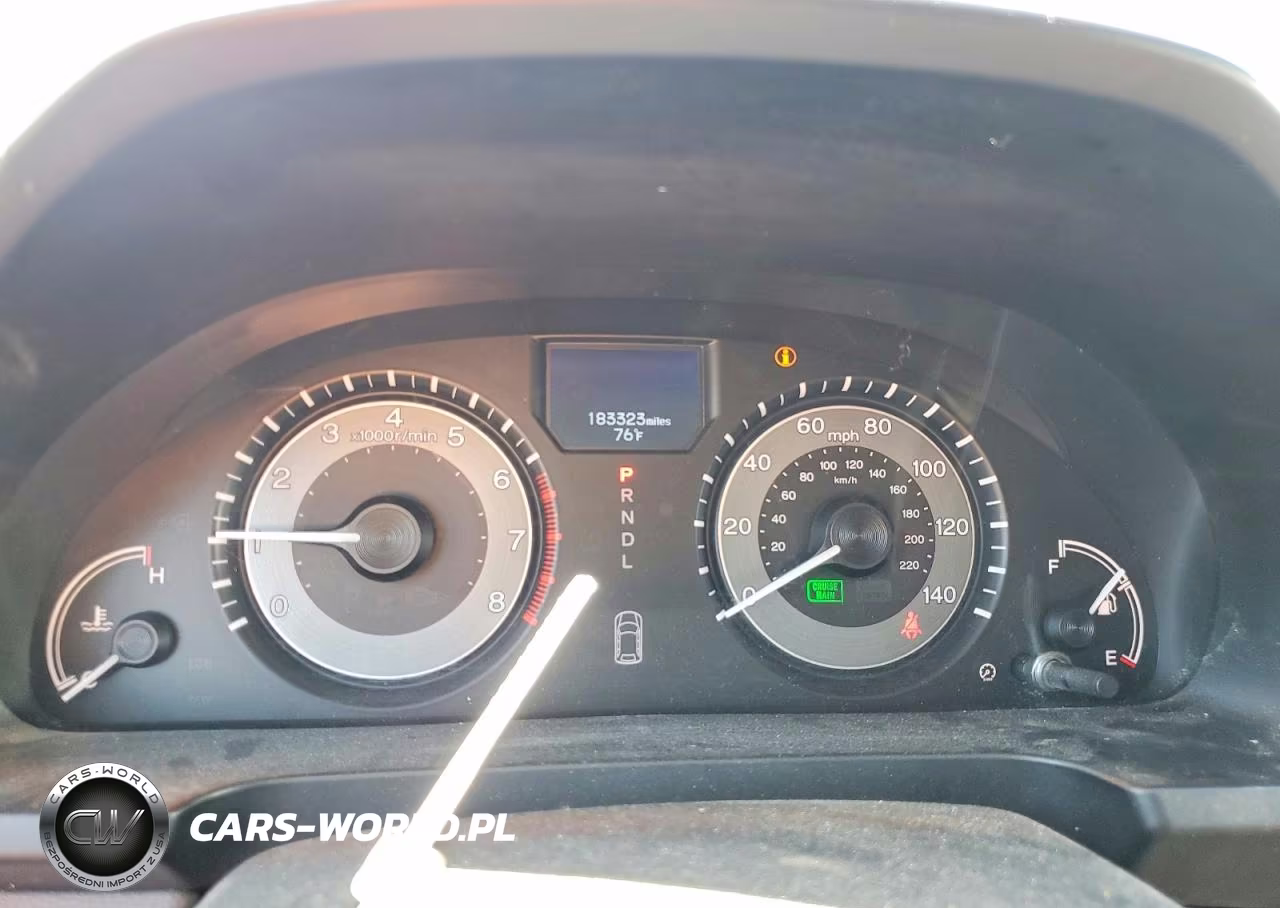 2016 Honda Odyssey Touring VIN:5FNRL5H95GB041623 - 9