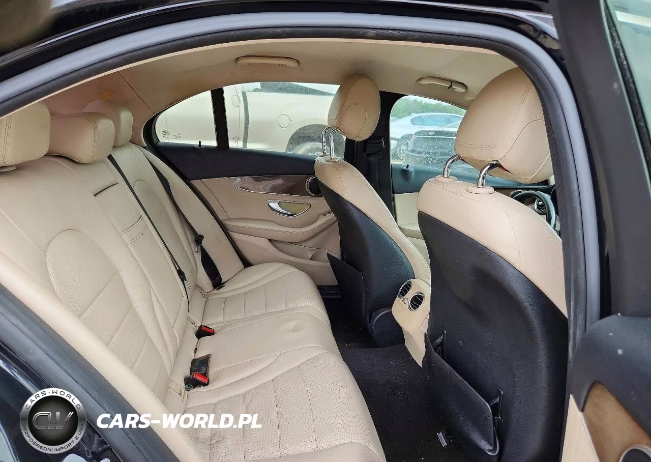 2015 Mercedes-Benz C 300 VIN:55SWF4JBXFU055208 - 10