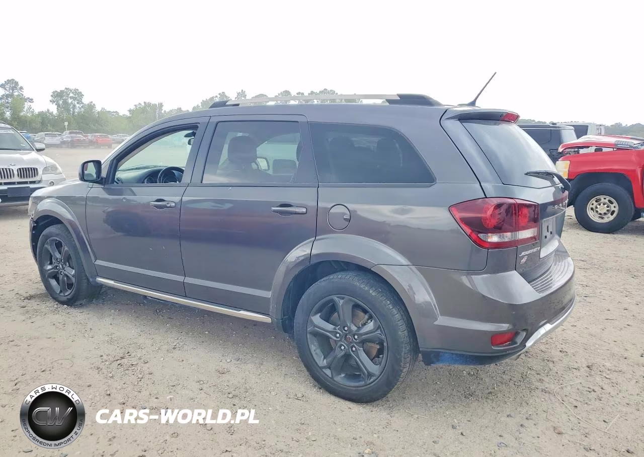 2018 Dodge Journey Crossroad VIN:3C4PDDGG3JT370845 - 2