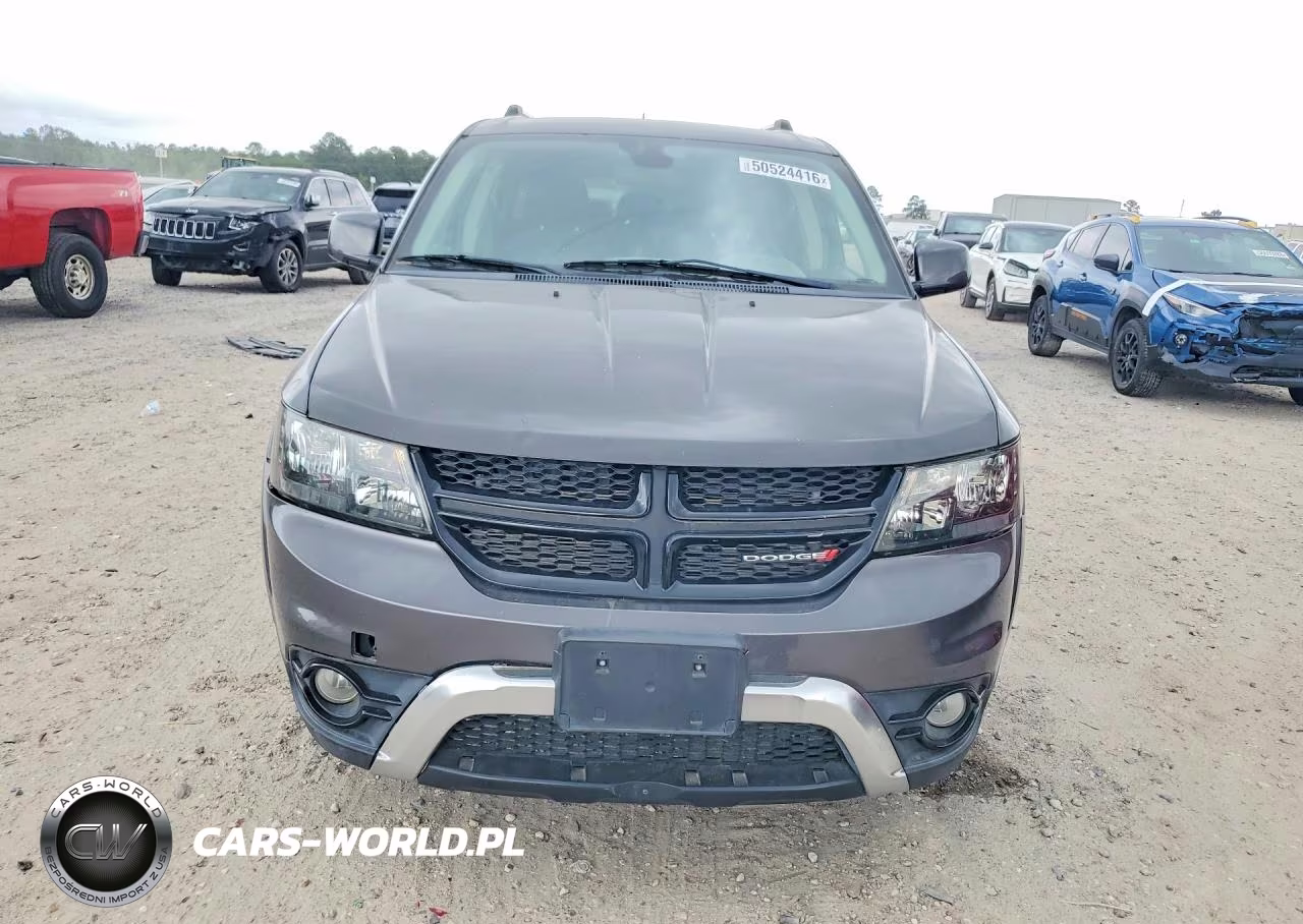 2018 Dodge Journey Crossroad VIN:3C4PDDGG3JT370845 - 5