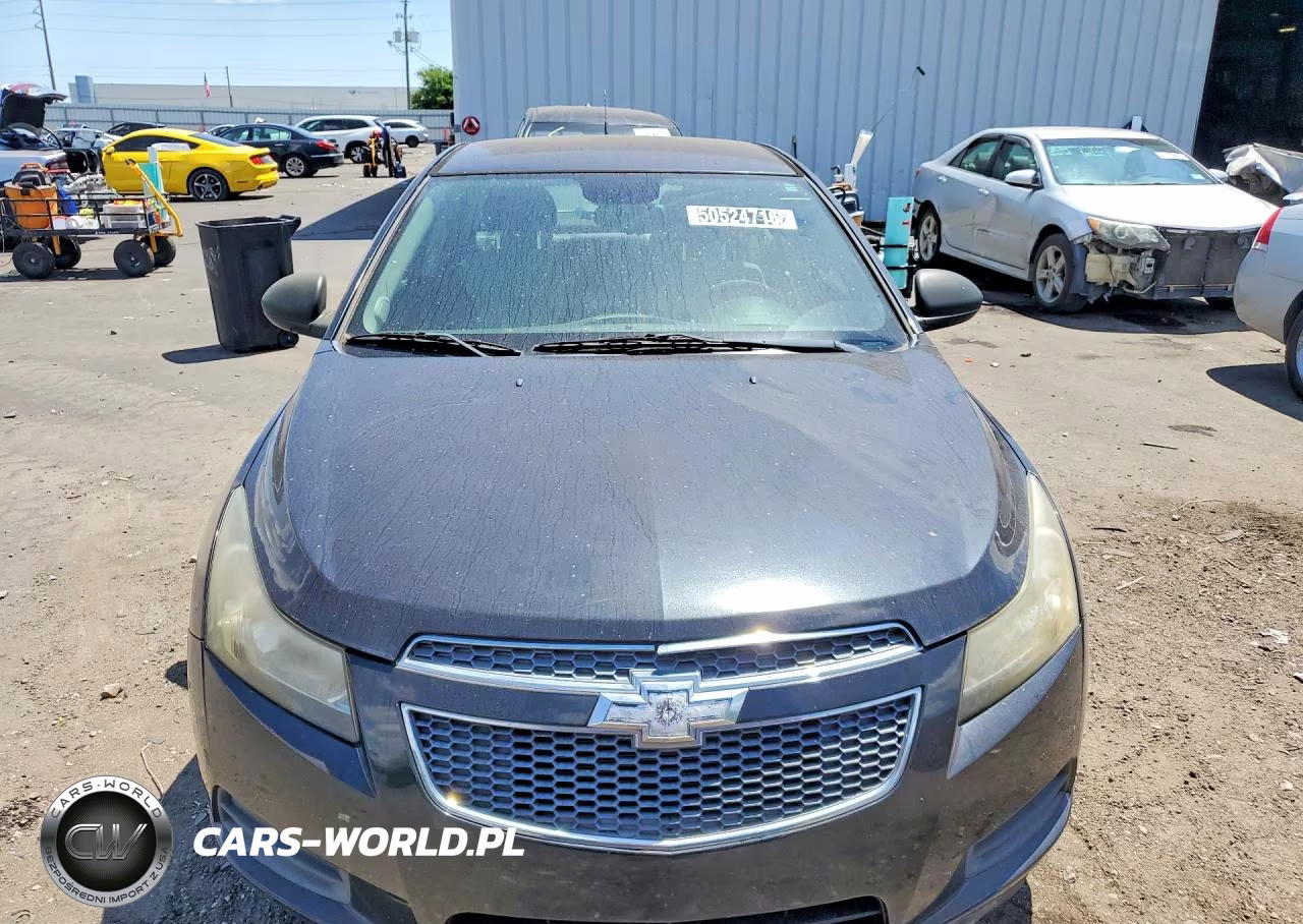 2013 Chevrolet Cruze Ls VIN:1G1PA5SH5D7242509 - 5