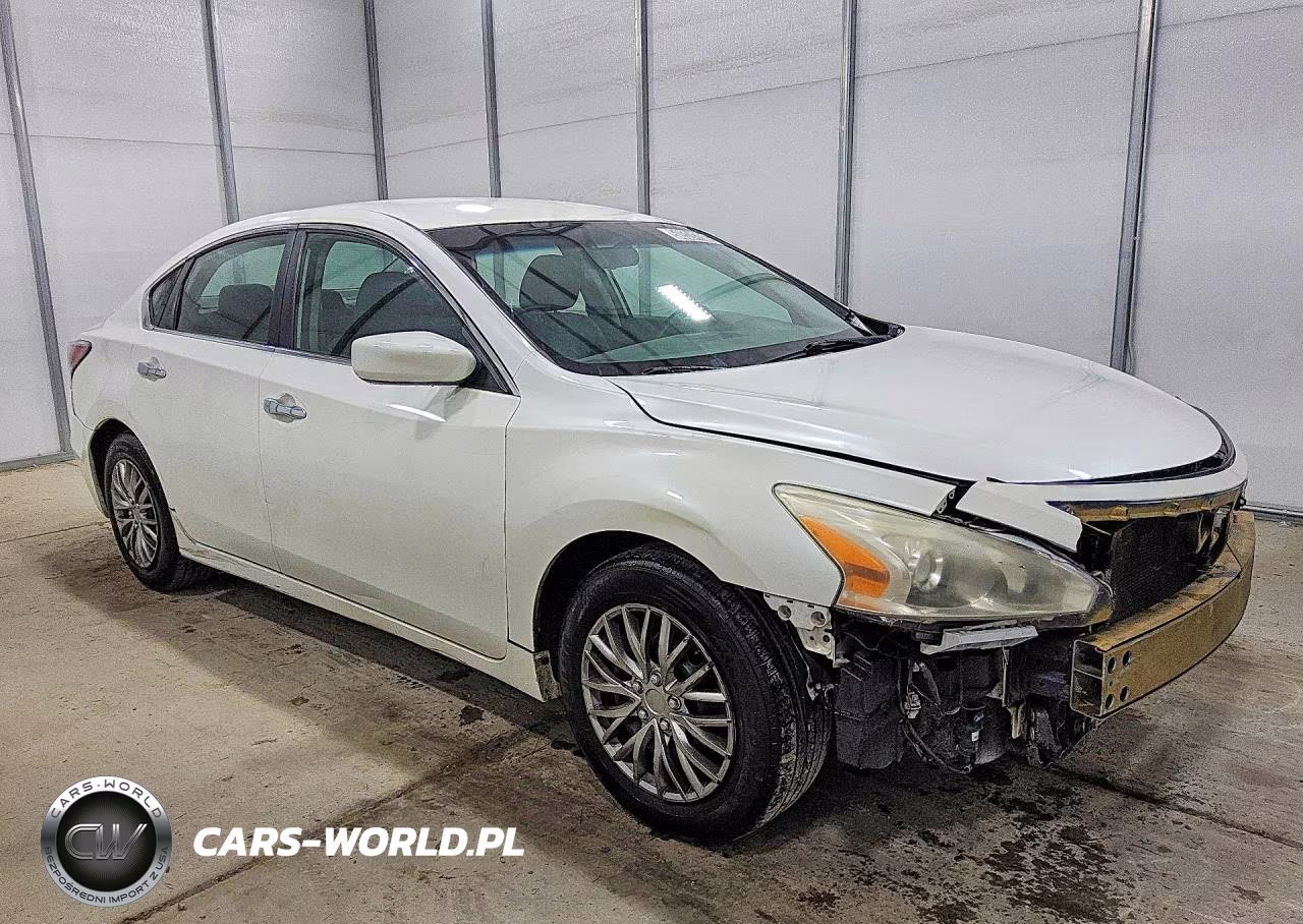 2014 Nissan Altima 2.5 S VIN:1N4AL3AP3EC316500 - 4