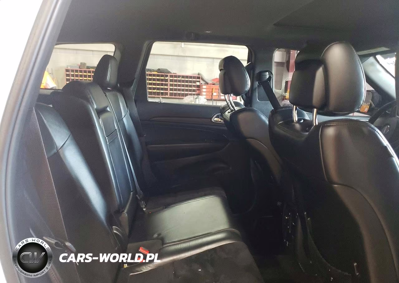 2018 Jeep Grand Cherokee Laredo VIN:1C4RJFAG7JC204135 - 11