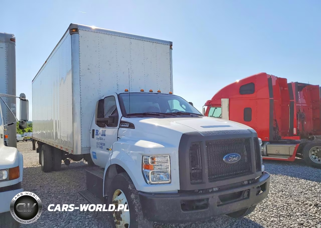 2022 Ford F750 Super Duty Box Truck
