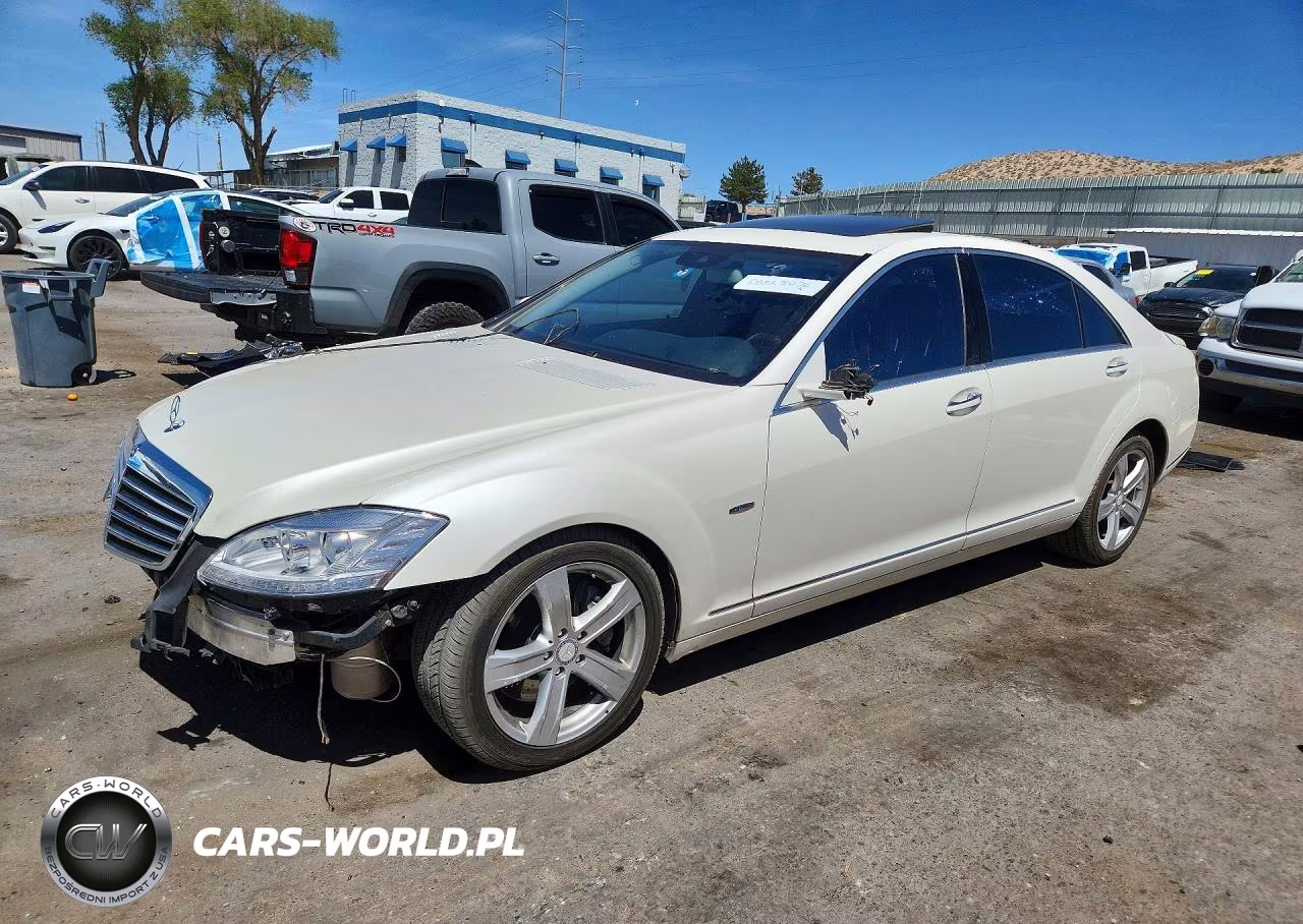 2012 Mercedes-Benz S 550