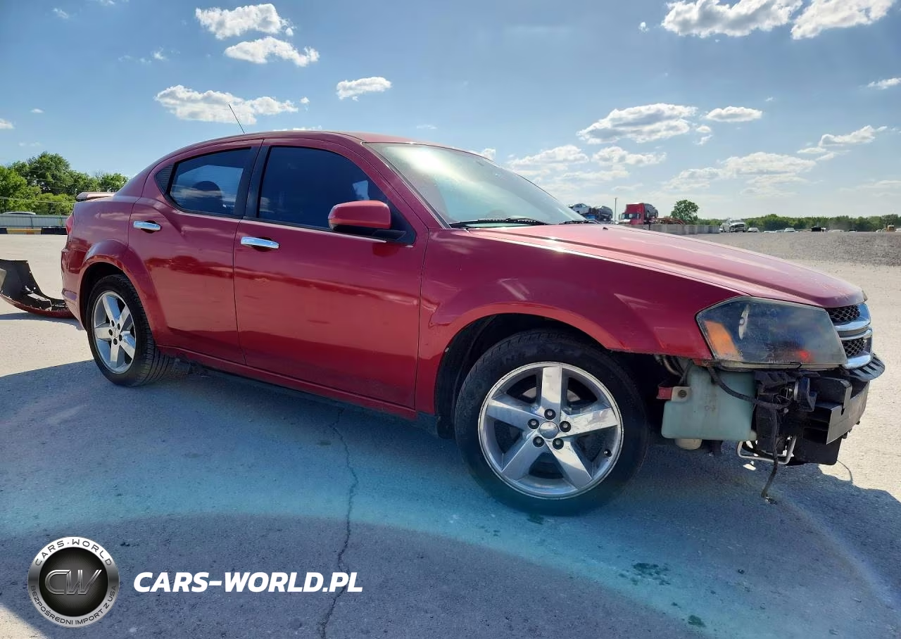 2011 Dodge Avenger Lux VIN:1B3BD2FG7BN572333 - 4