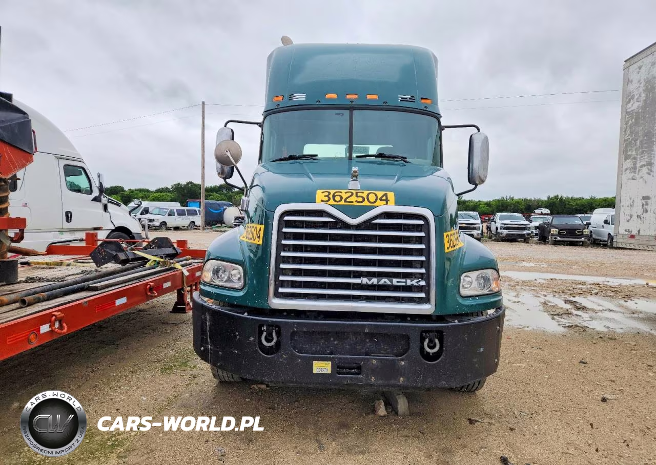 2017 Mack Cxu612 Semi Truck VIN:1M1AW01X1HM009812 - 9