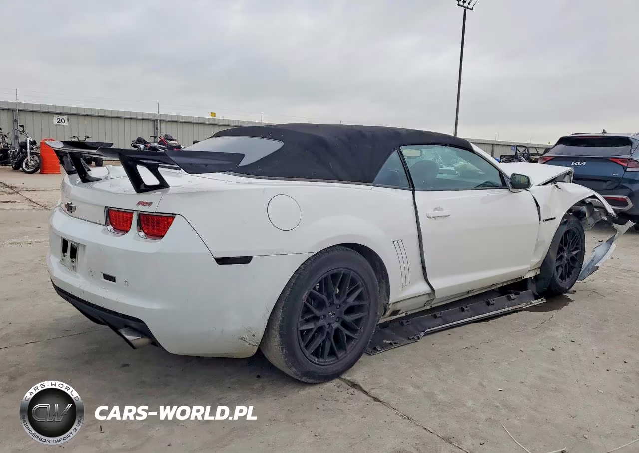 2011 Chevrolet Camaro Lt VIN:2G1FC3DD8B9167420 - 3