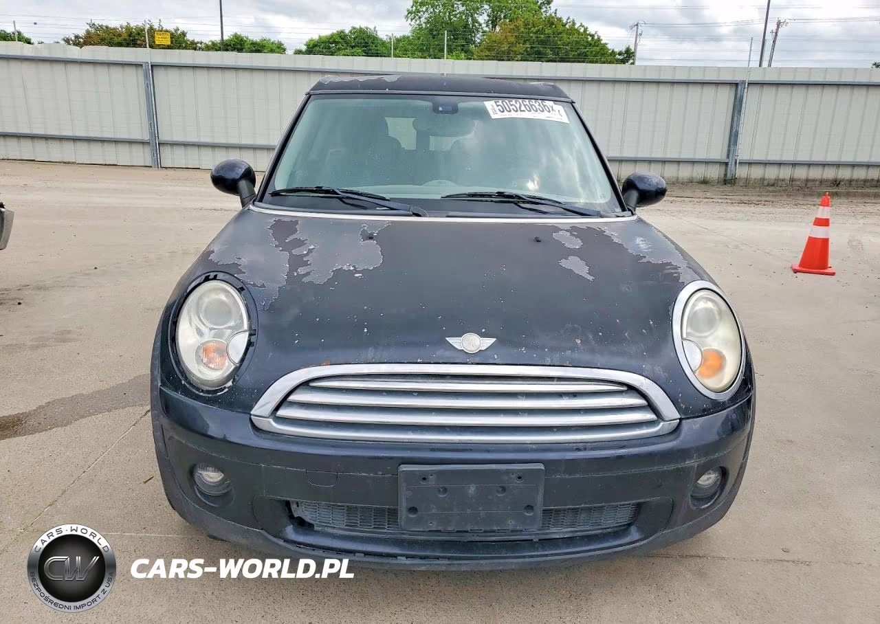 2008 Mini Cooper Clubman VIN:WMWML33508TP97200 - 5