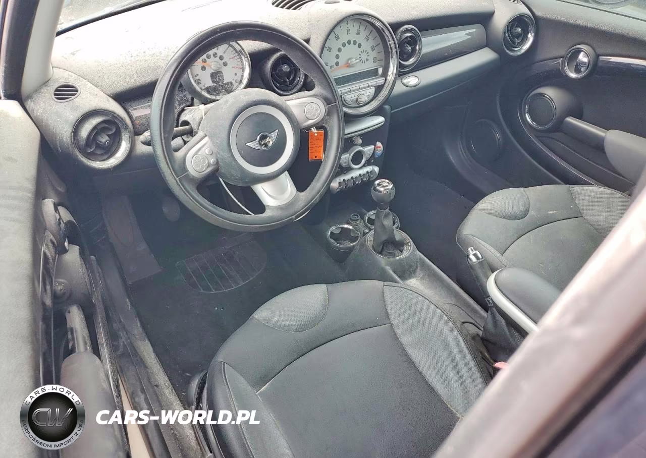 2008 Mini Cooper Clubman VIN:WMWML33508TP97200 - 8