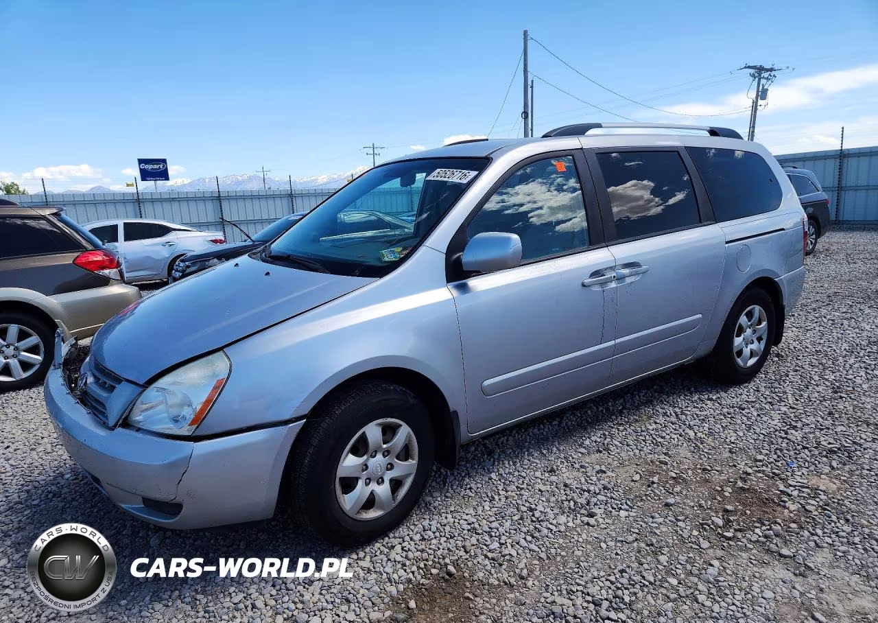 2009 Kia Sedona Lx