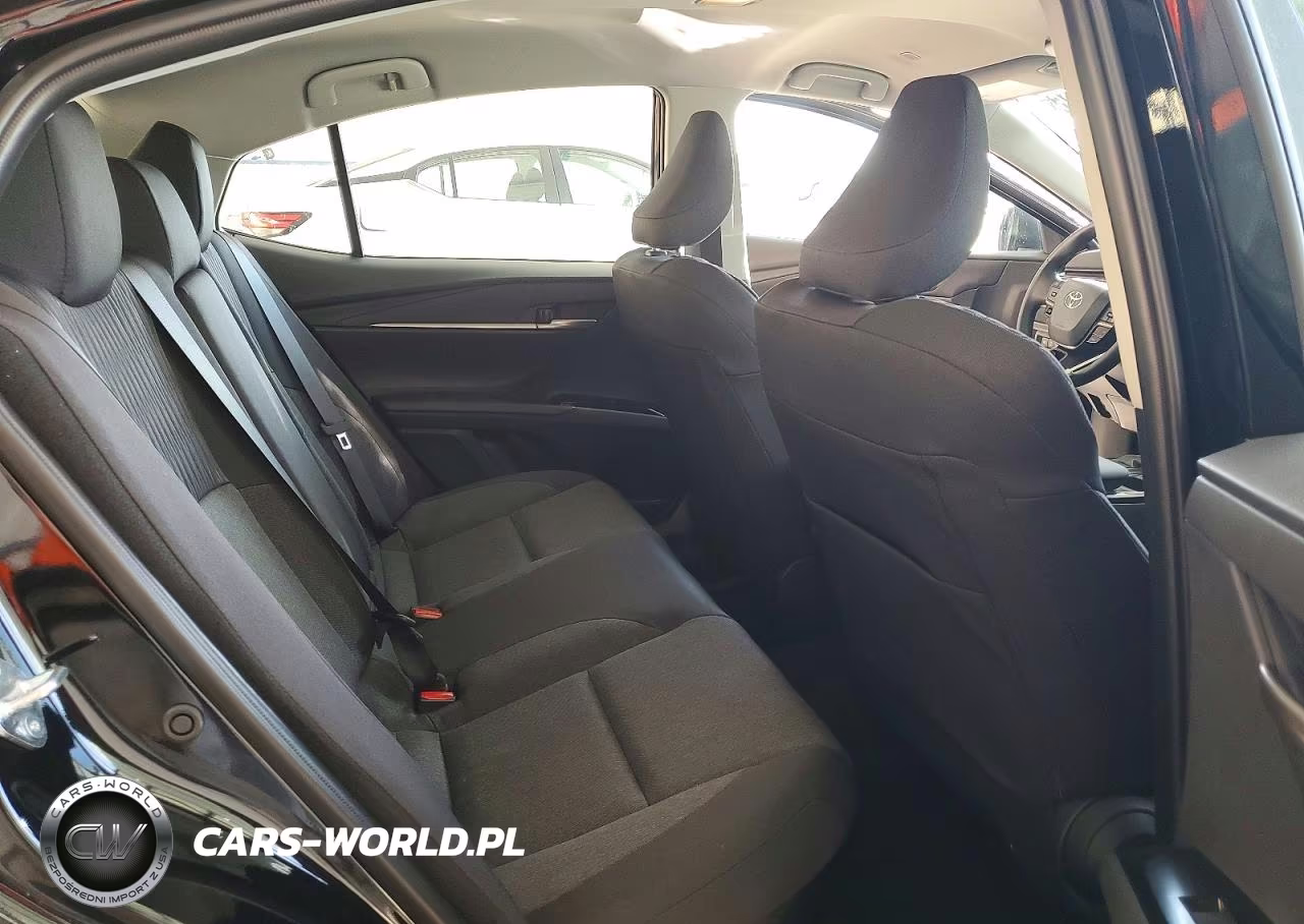 2026 Toyota Camry Le VIN:4T1DAACK0TU713829 - 10