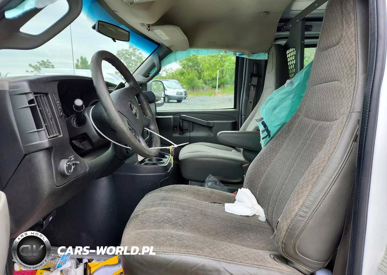 2017 GMC Savana G2500 VIN:1GTW7AFF0H1906677 - 7