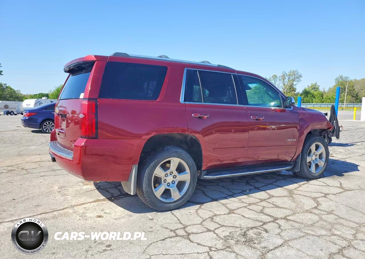 2017 Chevrolet Tahoe K1500 Premier VIN:1GNSKCKC7HR398351 - 3