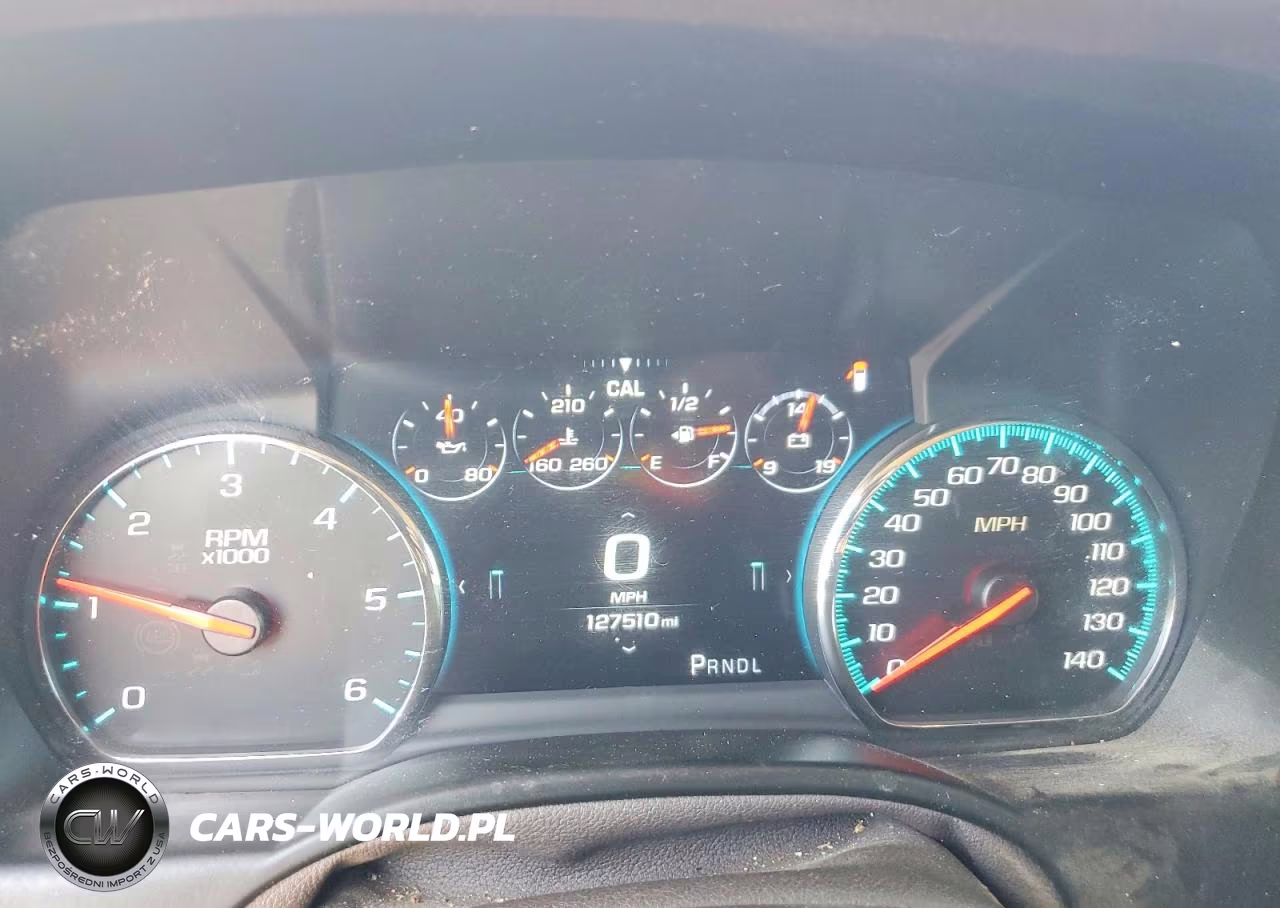 2017 Chevrolet Tahoe K1500 Premier VIN:1GNSKCKC7HR398351 - 9