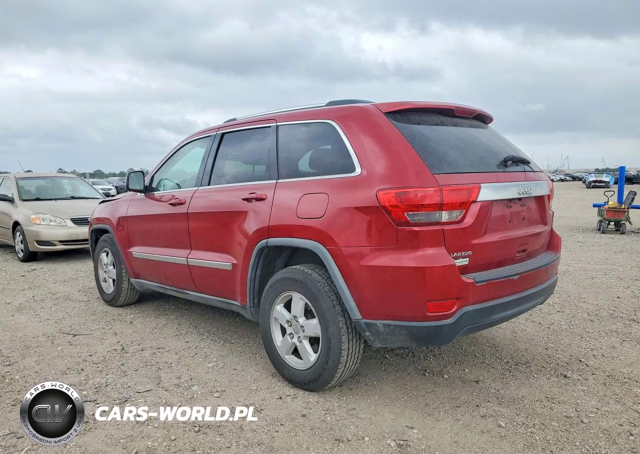 2011 Jeep Grand Cherokee Laredo VIN:1J4RS4GG2BC515847 - 2