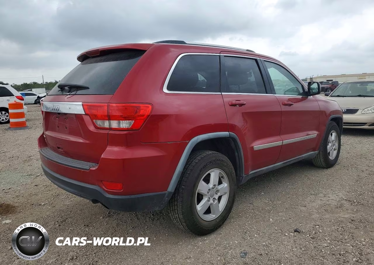 2011 Jeep Grand Cherokee Laredo VIN:1J4RS4GG2BC515847 - 3