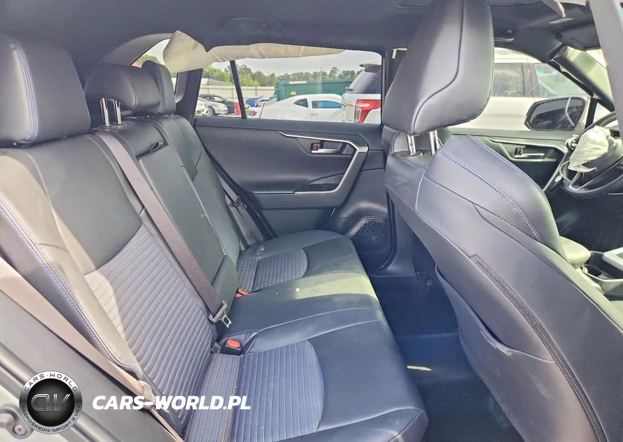 2020 Toyota Rav4 Xse VIN:JTMEWRFV3LJ029793 - 11