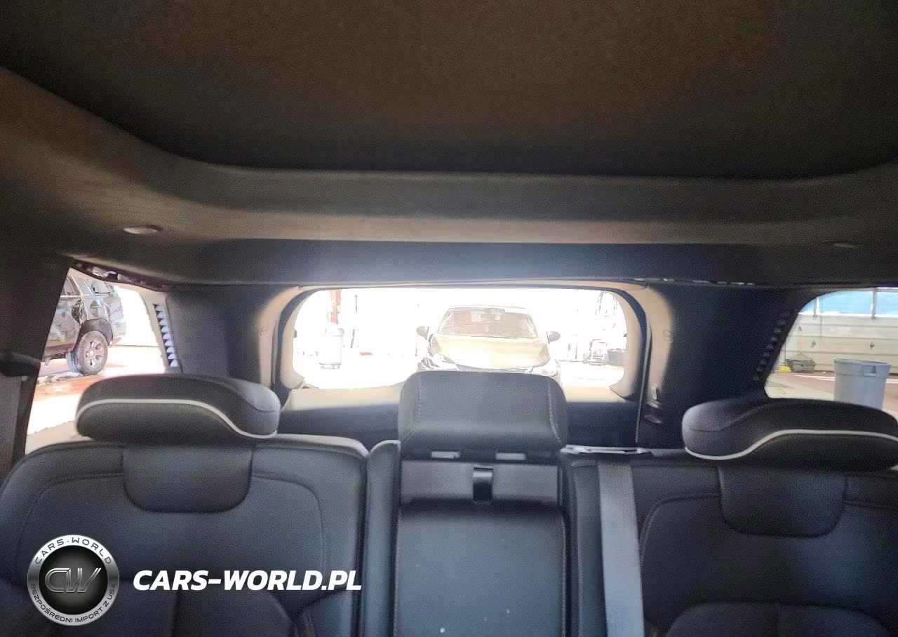 2023 Jeep Grand Cherokee Summit 4Xe VIN:1C4RJYE65P8802183 - 10