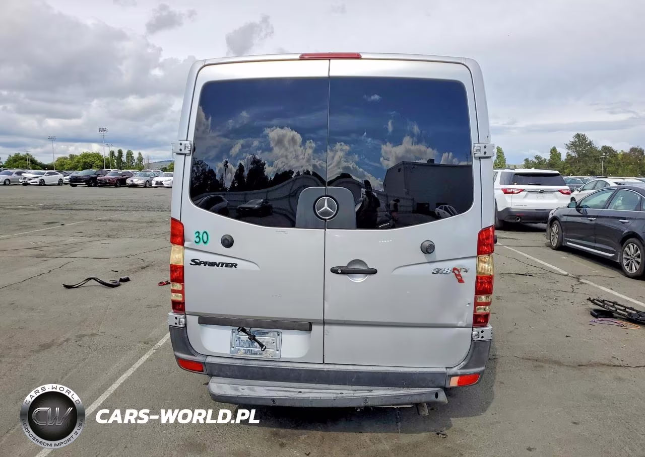 2009 Freightliner Sprinter 2500 VIN:WCDPE745X95376657 - 6