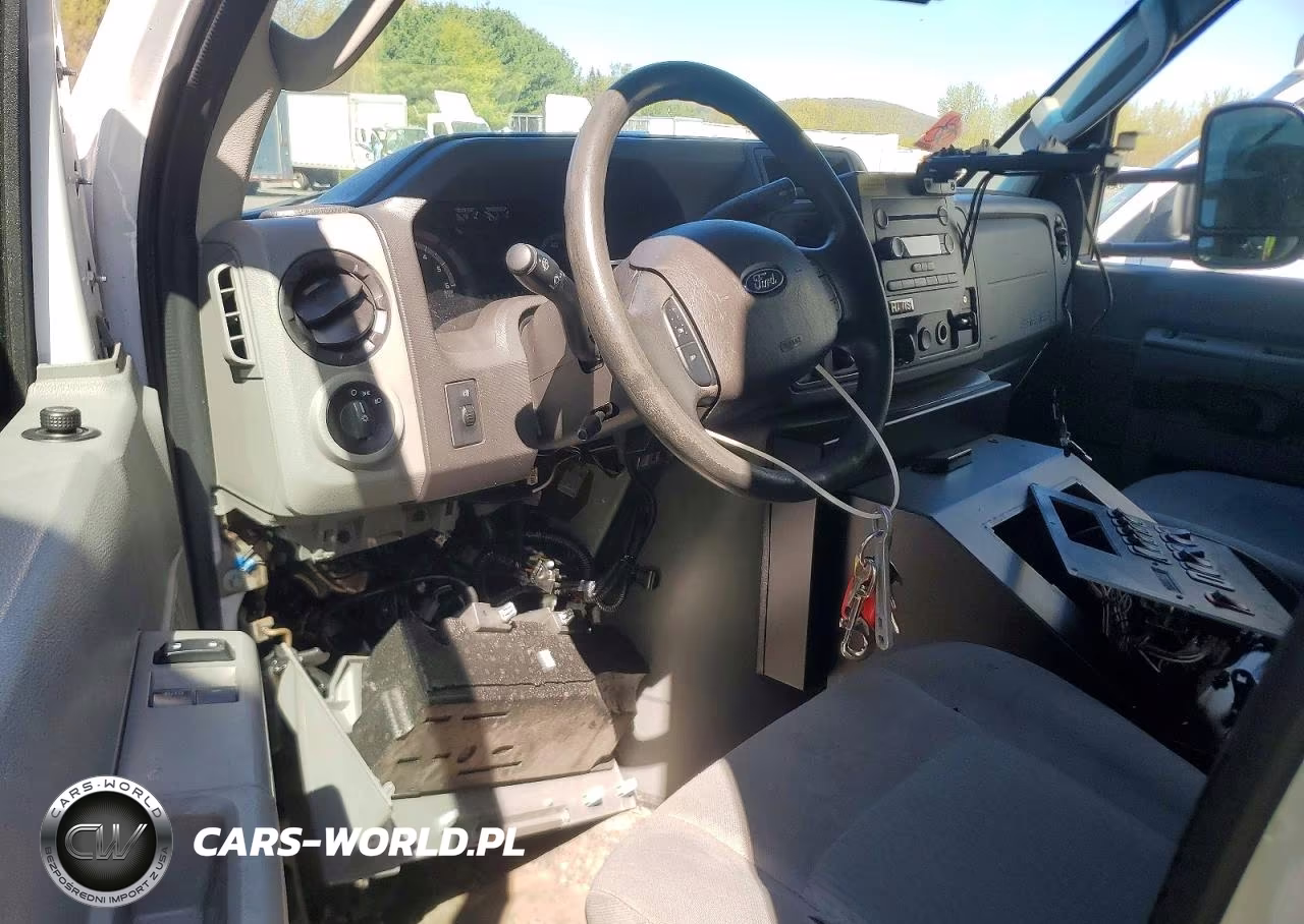 2019 Ford E-350 VIN:1FDWE3FSXKDC73136 - 8
