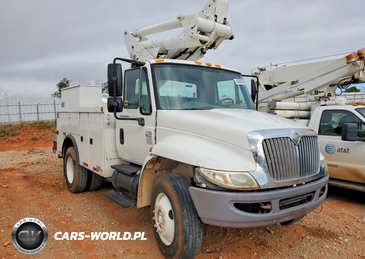 2007 International 4200 Bucket Truck