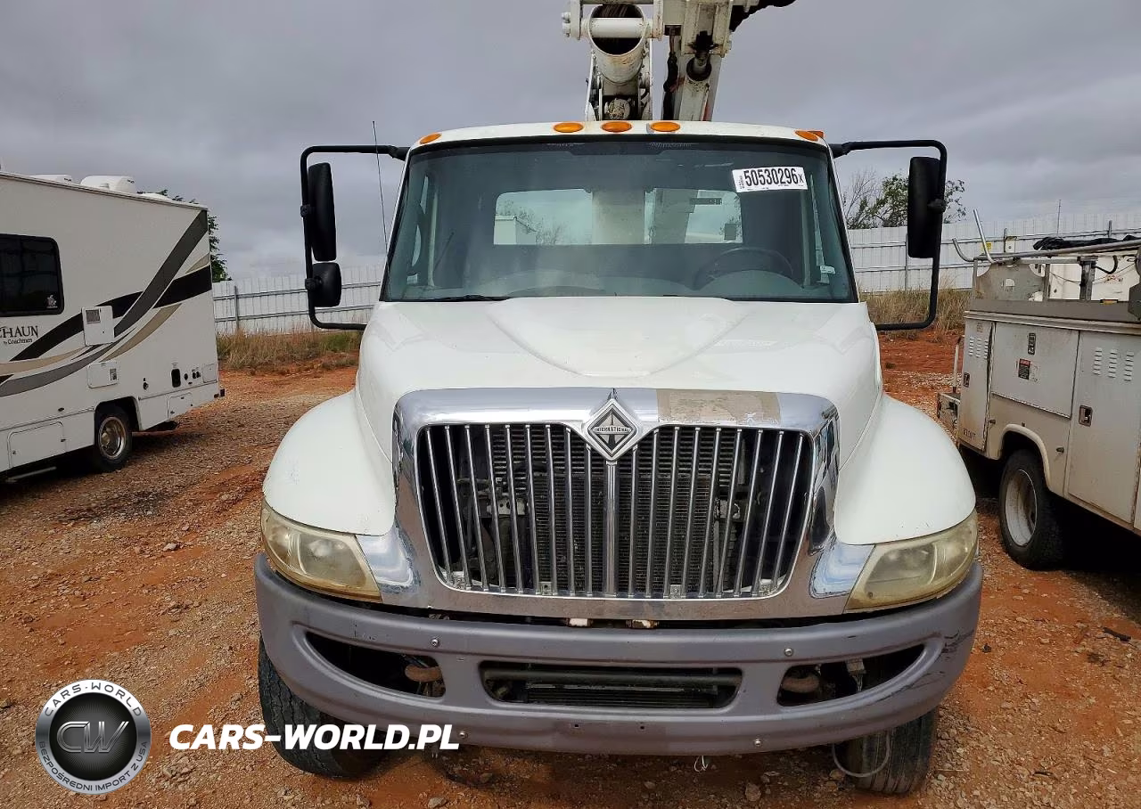 2007 International 4200 Bucket Truck VIN:1HTMPAFL27H340897 - 9