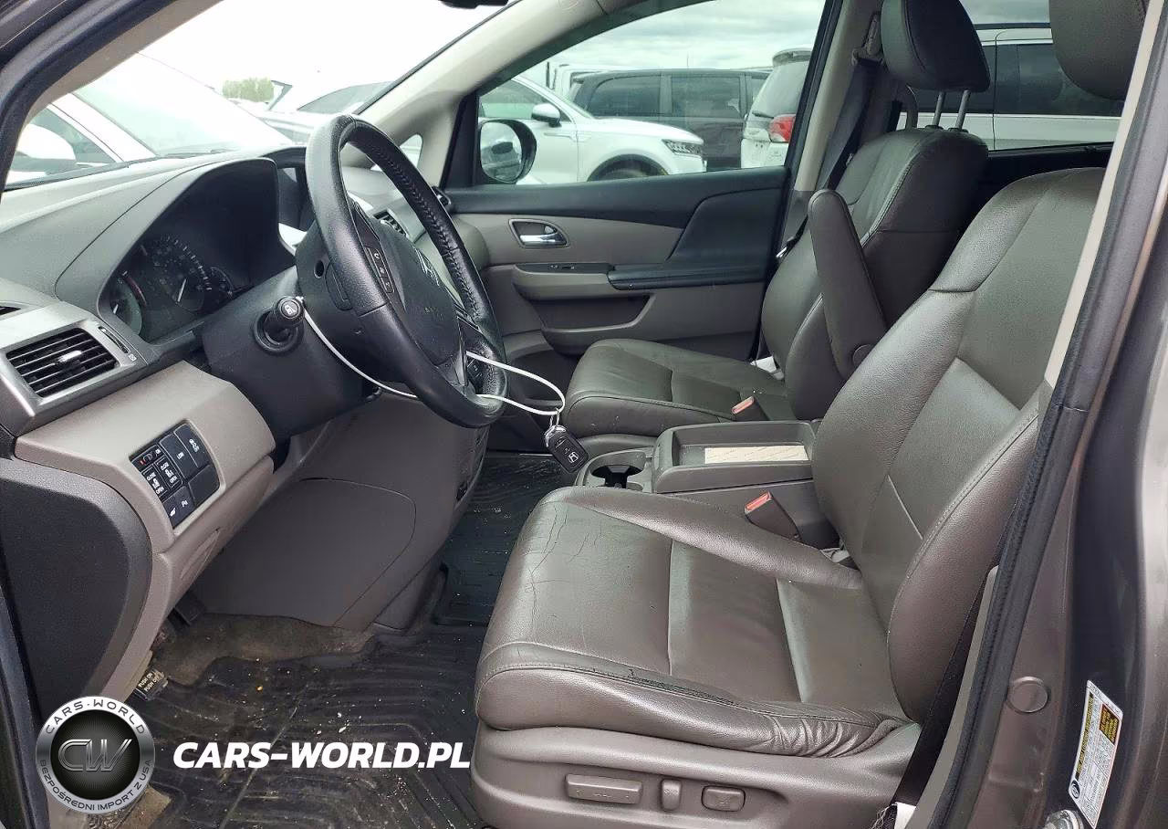 2014 Honda Odyssey Touring VIN:5FNRL5H93EB017771 - 7