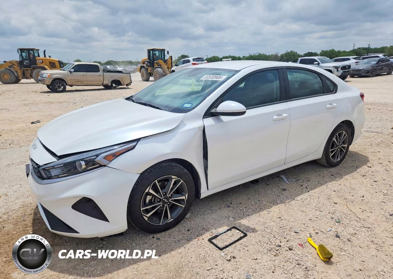 2024 Kia Forte Lxs VIN:3KPF24AD6RE768888 - 1