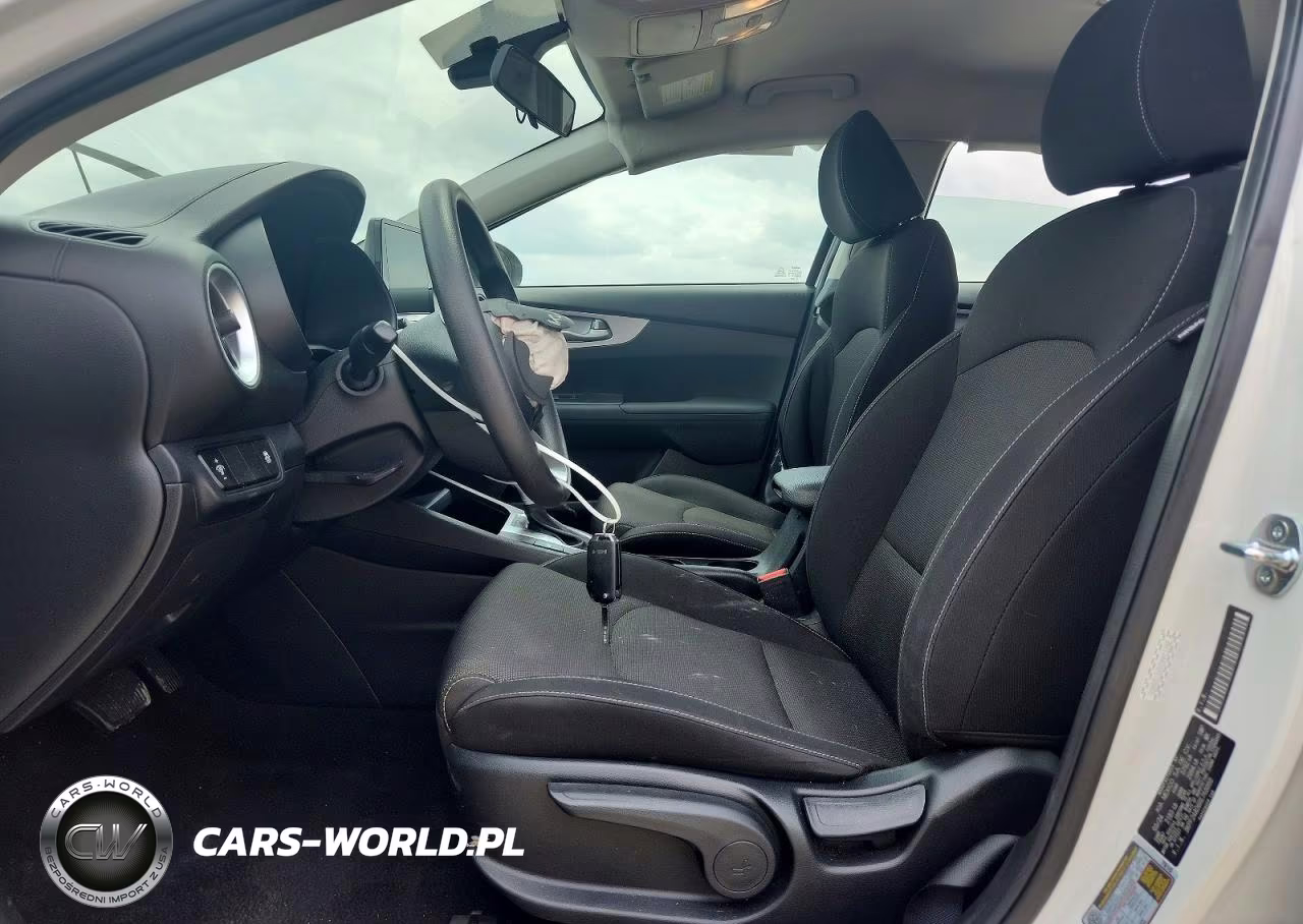 2024 Kia Forte Lxs VIN:3KPF24AD6RE768888 - 7