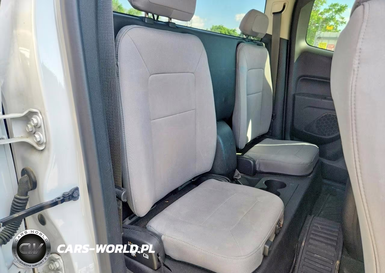 2018 Chevrolet Colorado VIN:1GCHSBEA4J1328611 - 11