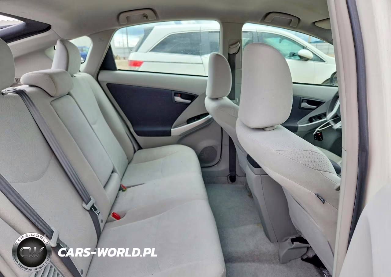 2011 Toyota Prius Two VIN:JTDKN3DUXB1407989 - 10