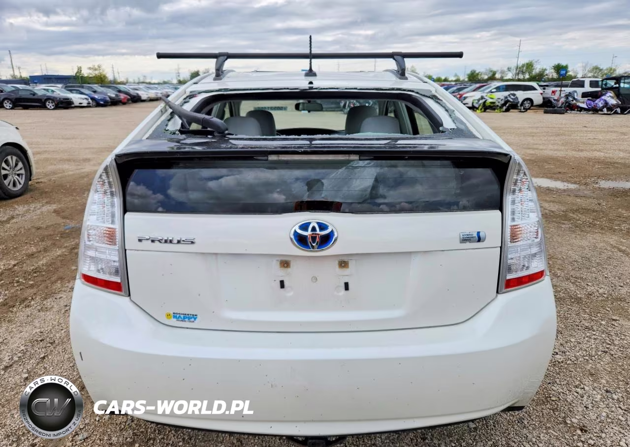 2011 Toyota Prius Two VIN:JTDKN3DUXB1407989 - 6