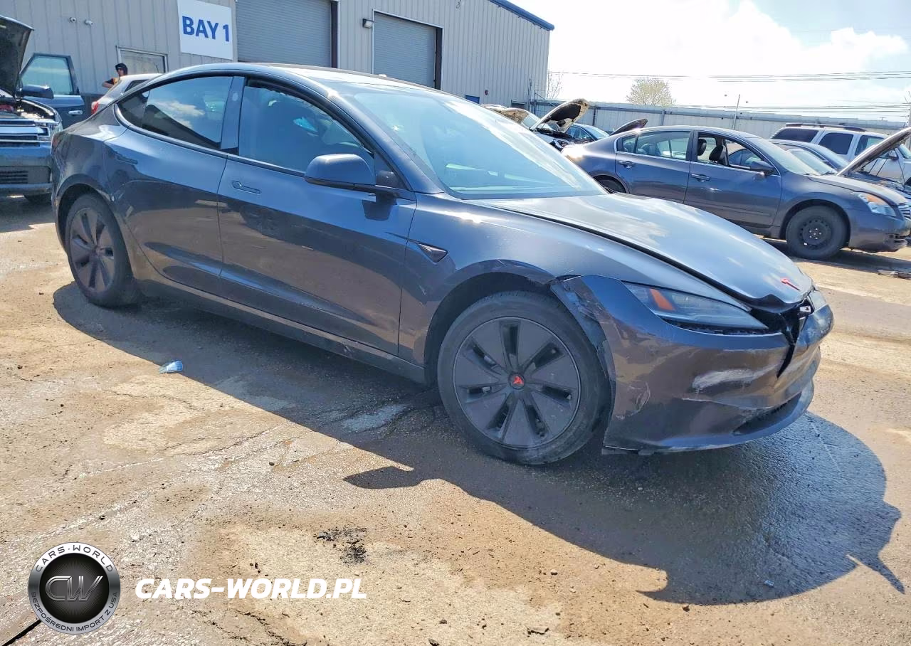2024 Tesla Model 3 VIN:5YJ3E1EA7RF721713 - 4
