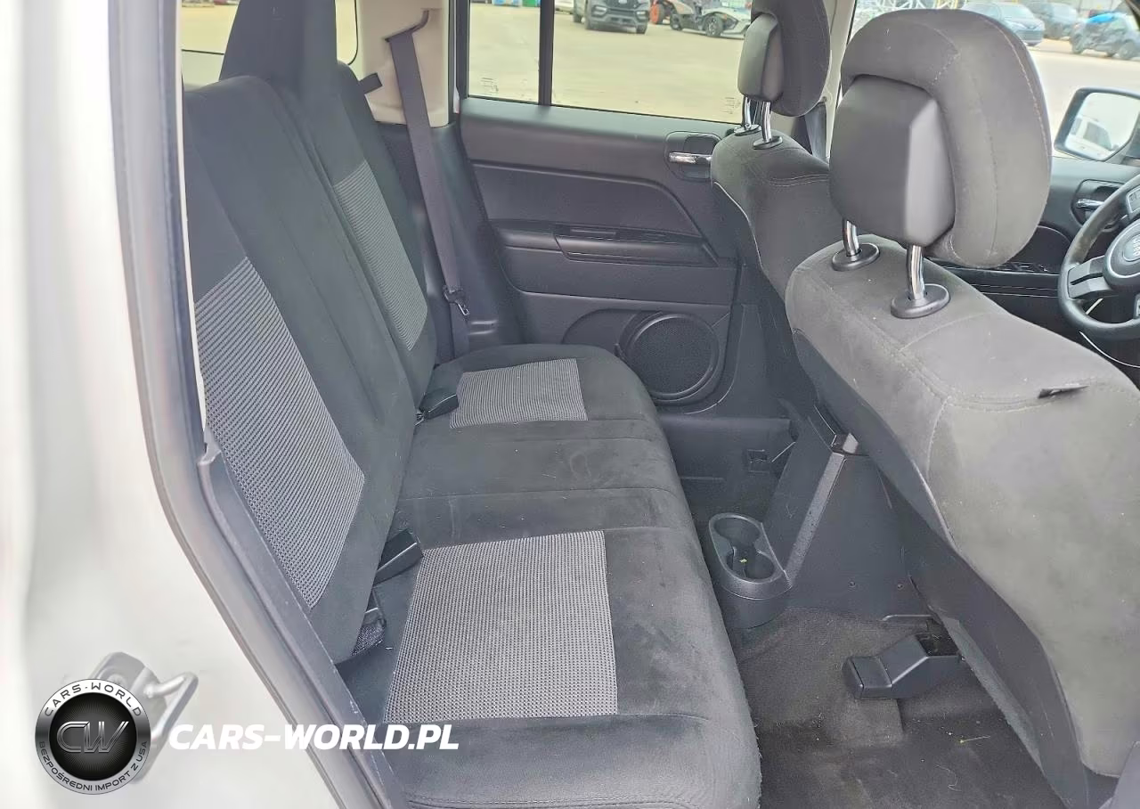 2017 Jeep Patriot Sport VIN:1C4NJPBAXHD211339 - 11