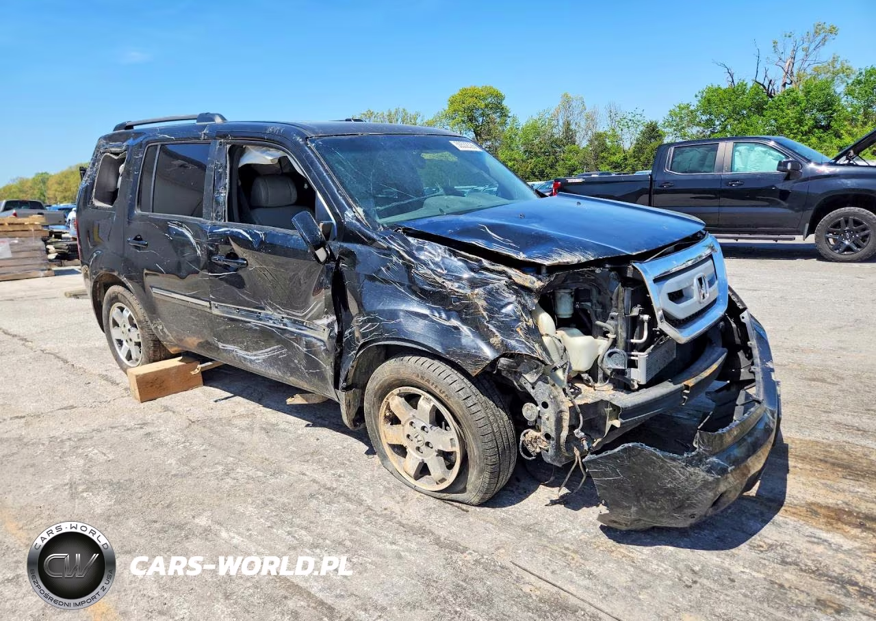 2011 Honda Pilot Touring VIN:5FNYF4H99BB038942 - 4