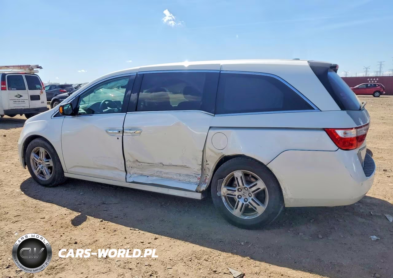 2012 Honda Odyssey Touring VIN:5FNRL5H9XCB057455 - 2