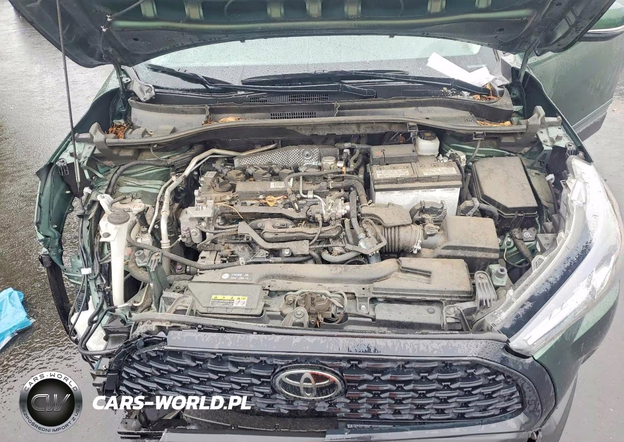 2022 Toyota Corolla Cross Le VIN:7MUBAABGXNV027755 - 11