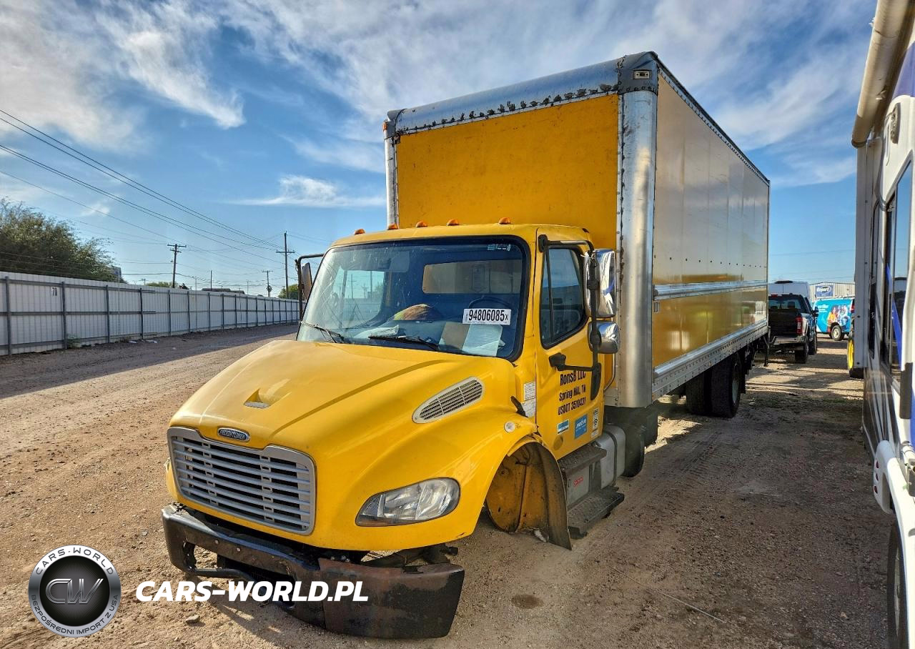 2015 Freightliner Business Class M2 Box Truck