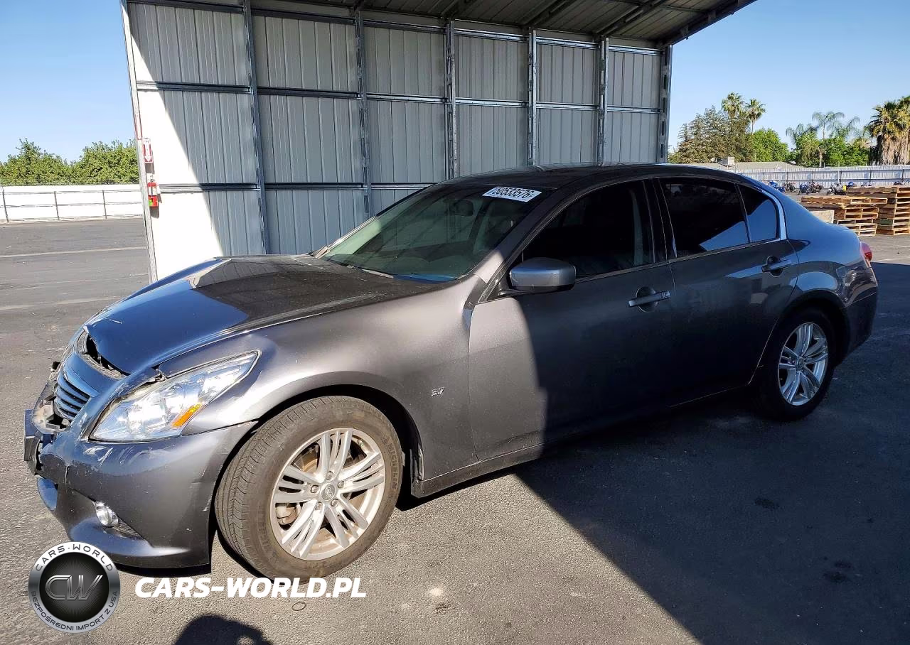 2015 Infiniti Q40 Base
