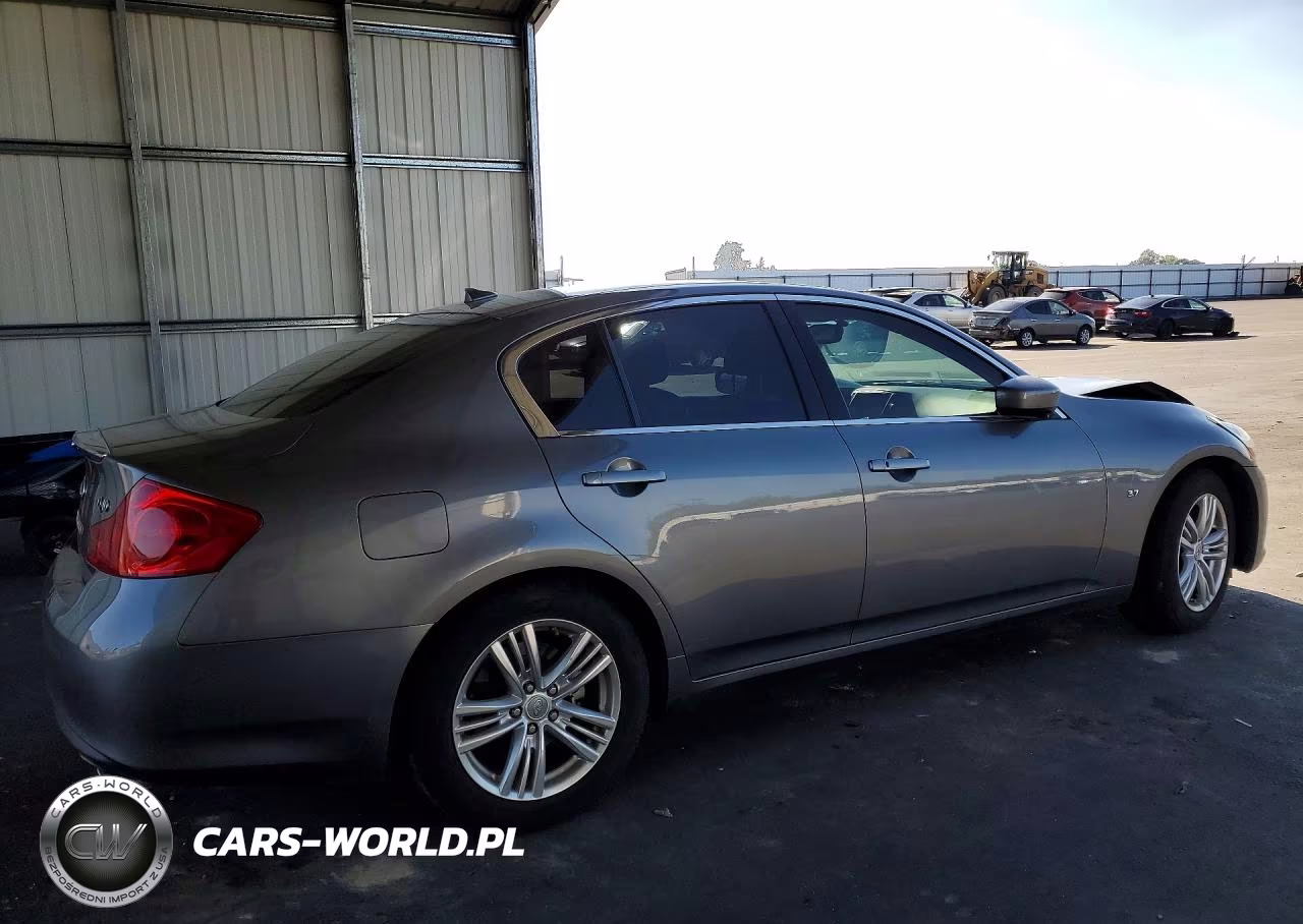 2015 Infiniti Q40 Base VIN:JN1CV6AP4FM500244 - 3