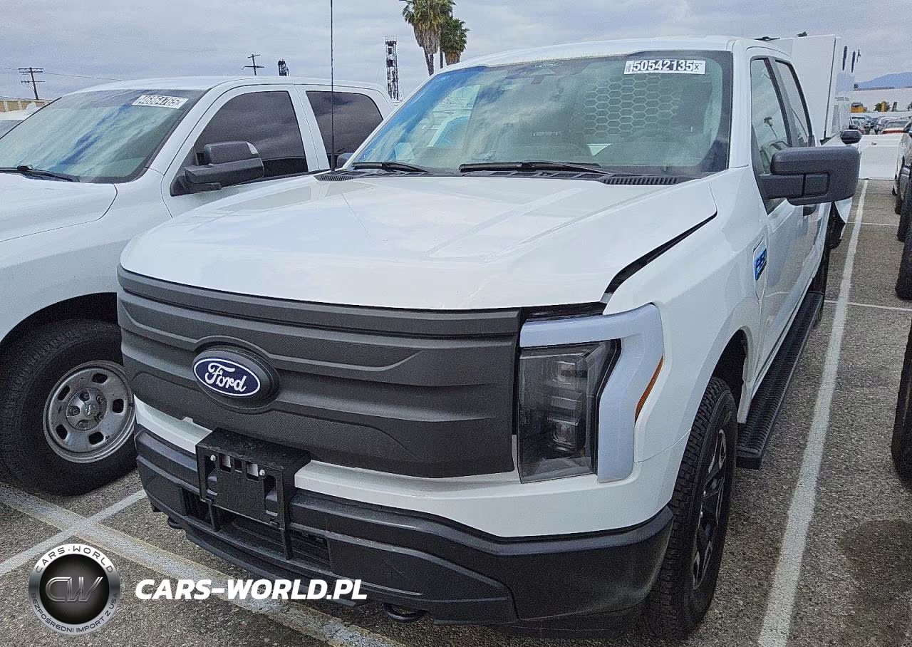 2024 Ford F150 Lightning Pro